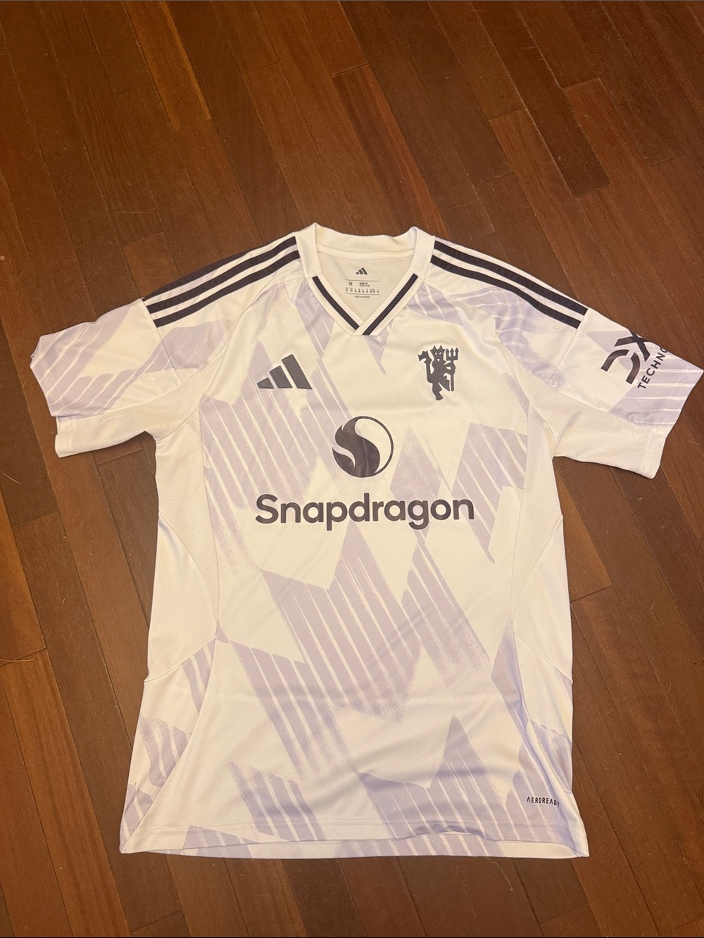 adidas White & Light Lavender Manchester United Jersey